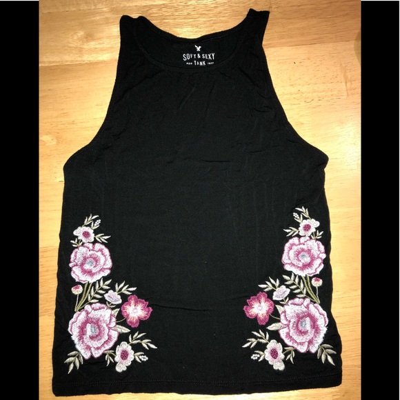 American Eagle Outfitters Tops - American Eagle embroidered tank top